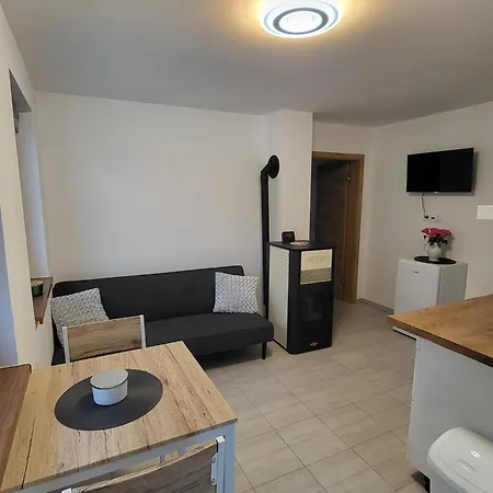 Vakantiehuis Na Karlicku Karlov (Pardubice)